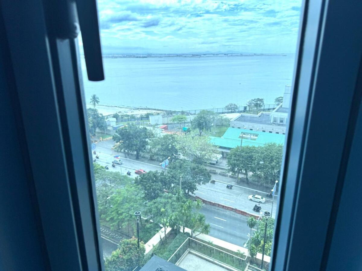 Grand Riviera 1202 Front Of Us Embassy By Prime Manila