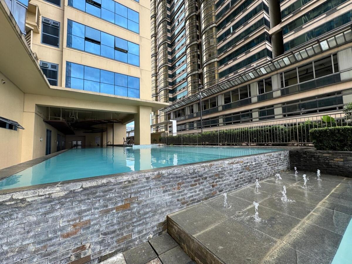 Apartment Grand Riviera 1202 Front Of Us Embassy By Prime *
