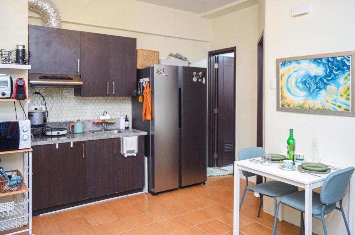 Urban Escape For & Your Pet Apartment