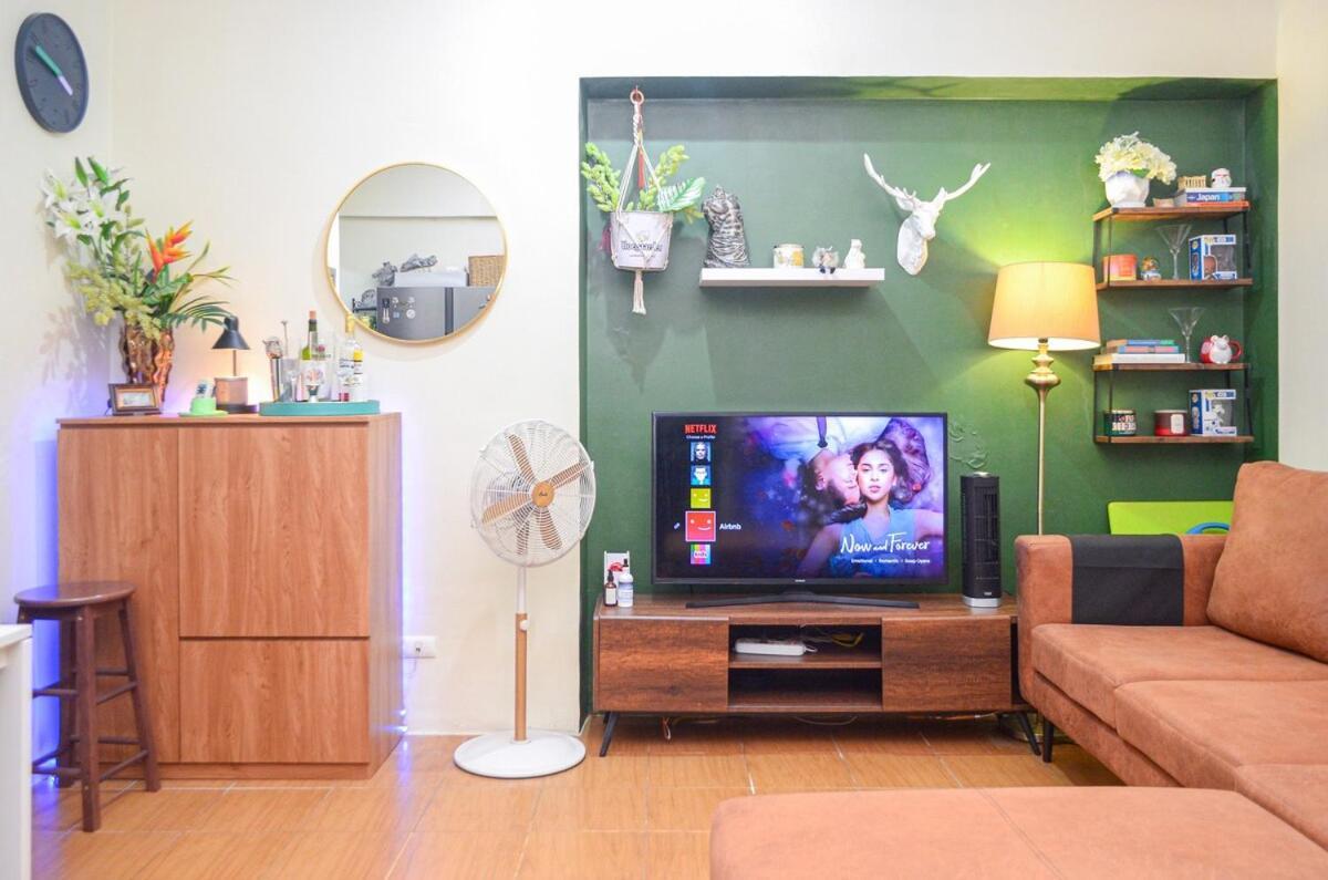 Urban Escape For & Your Pet Apartment Manila
