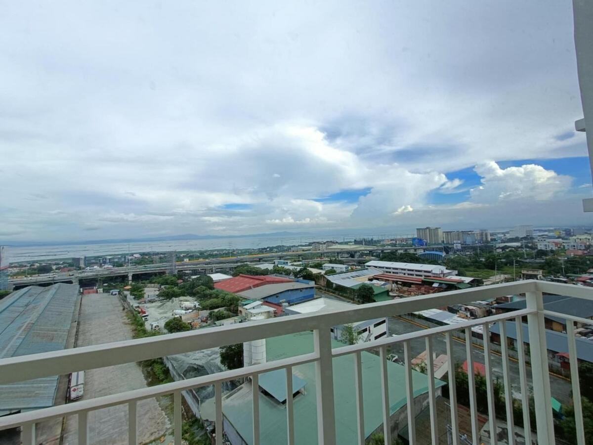 Smdc Bloom Cozy 2br Wifi & Netflix Near Naia Apartment