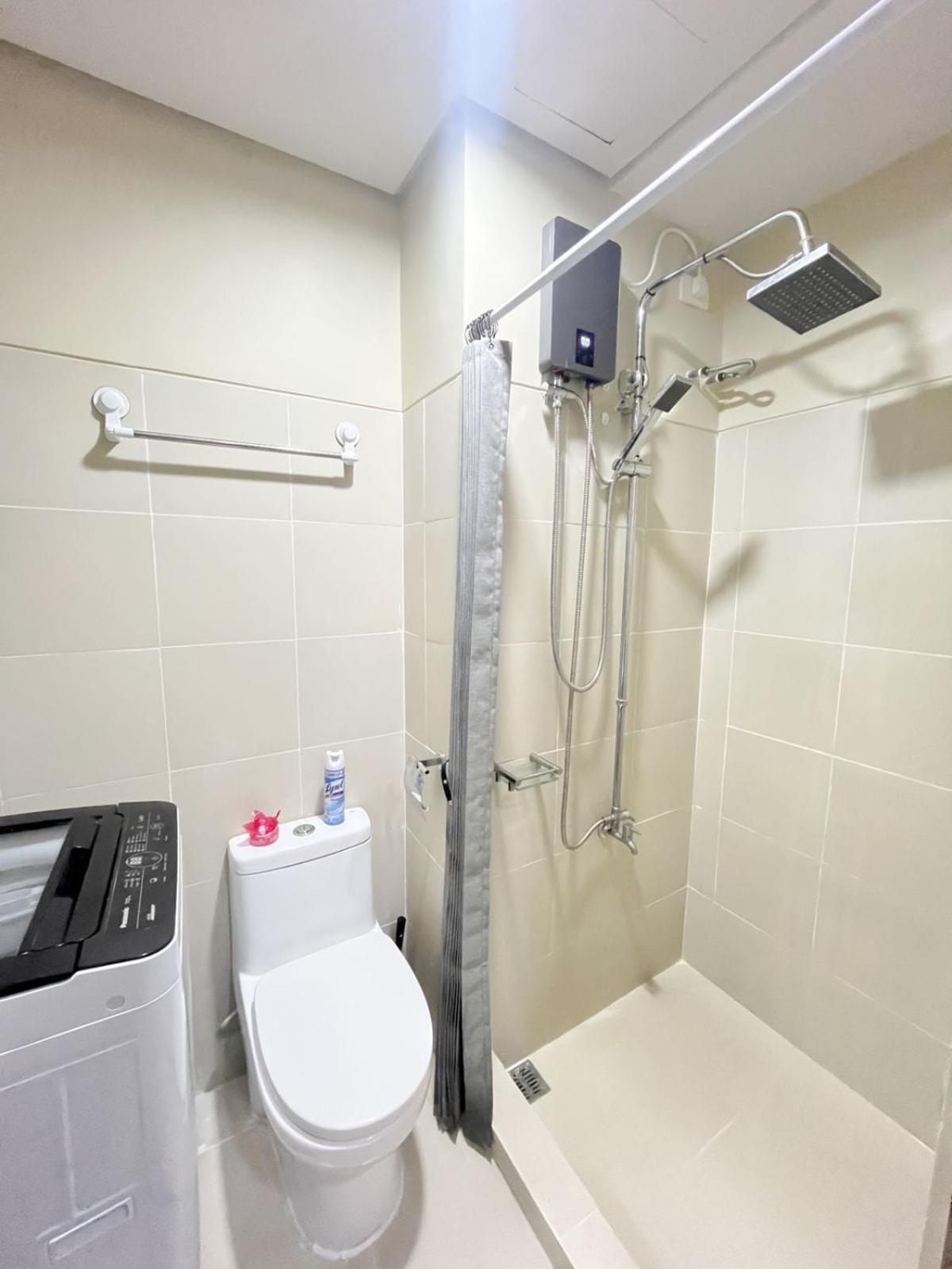 Shamrock Pasay Apartment