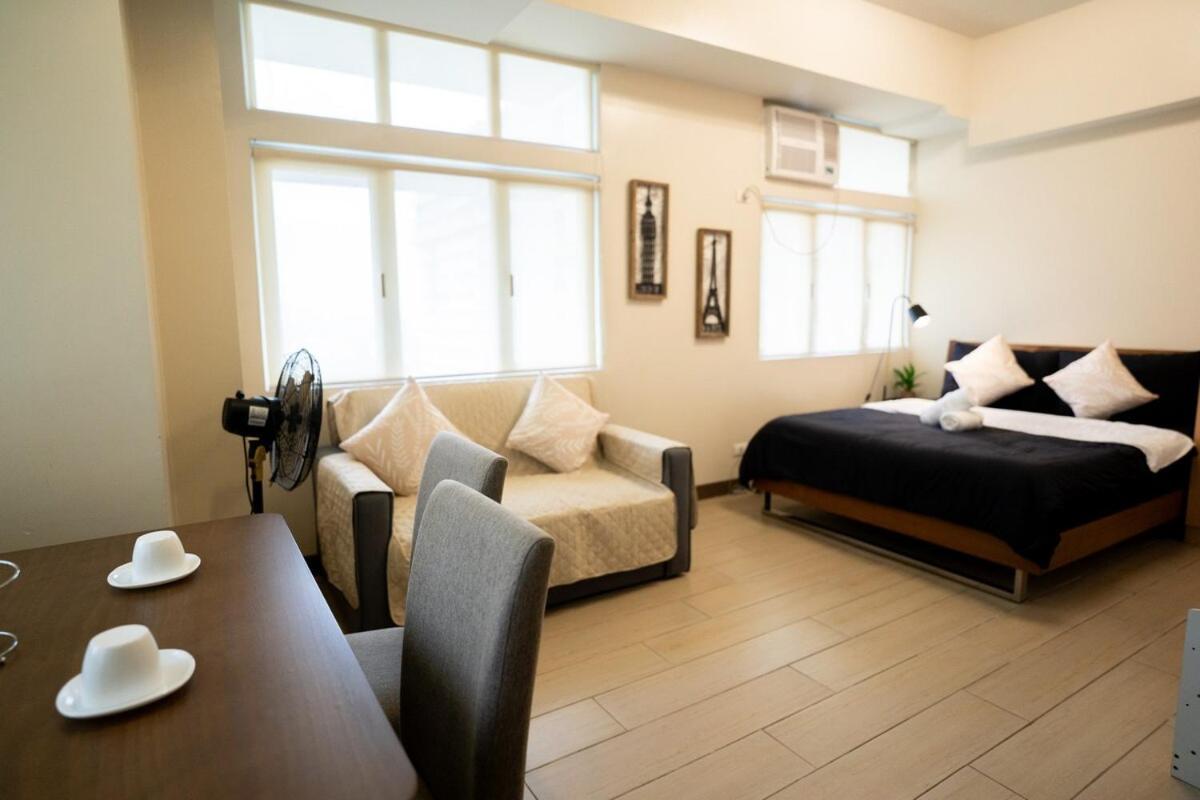 Elegant Unit, Fast Wifi, Near Makati Medical Centr Apartment