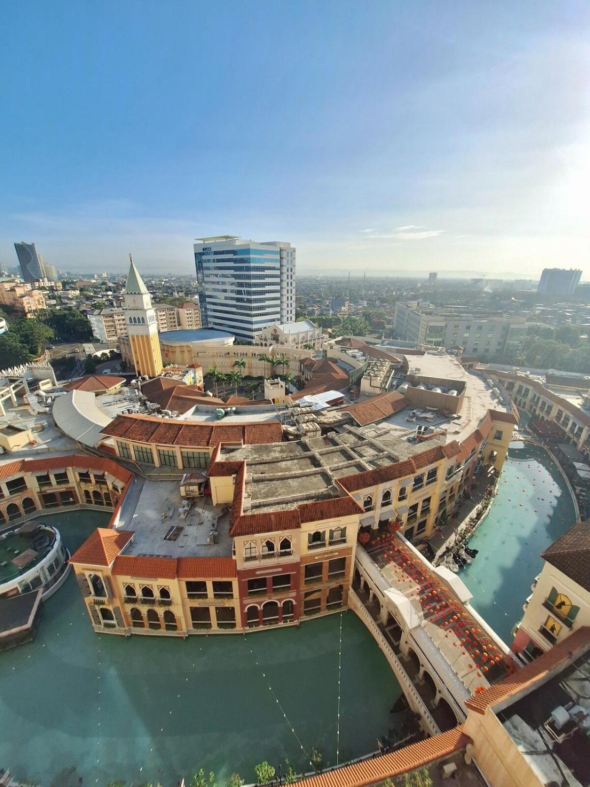 Luxury Coastal, Grand Canal View