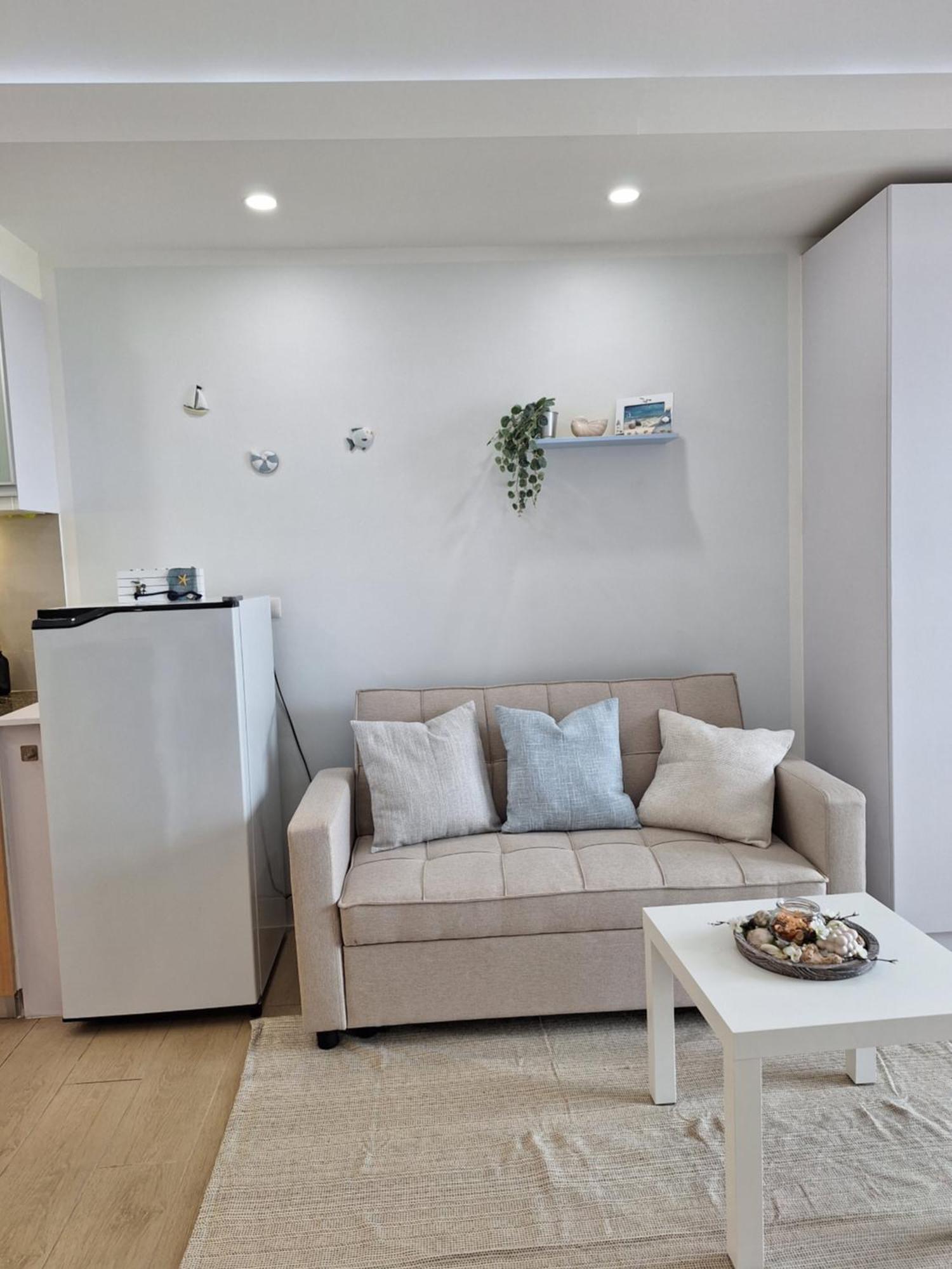 Luxury Coastal, Grand Canal View Apartment *