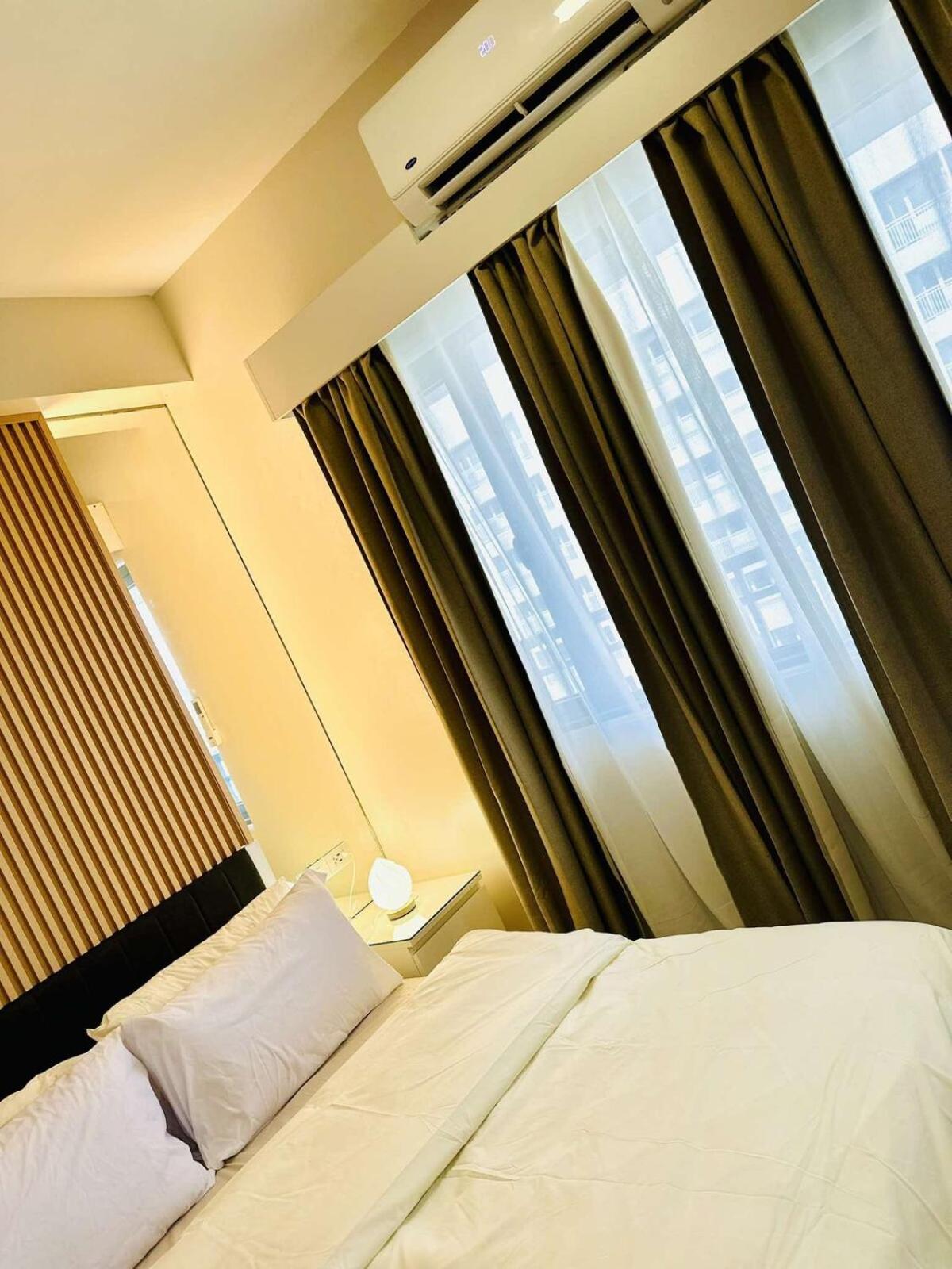 Royal Fame Residency * Manila