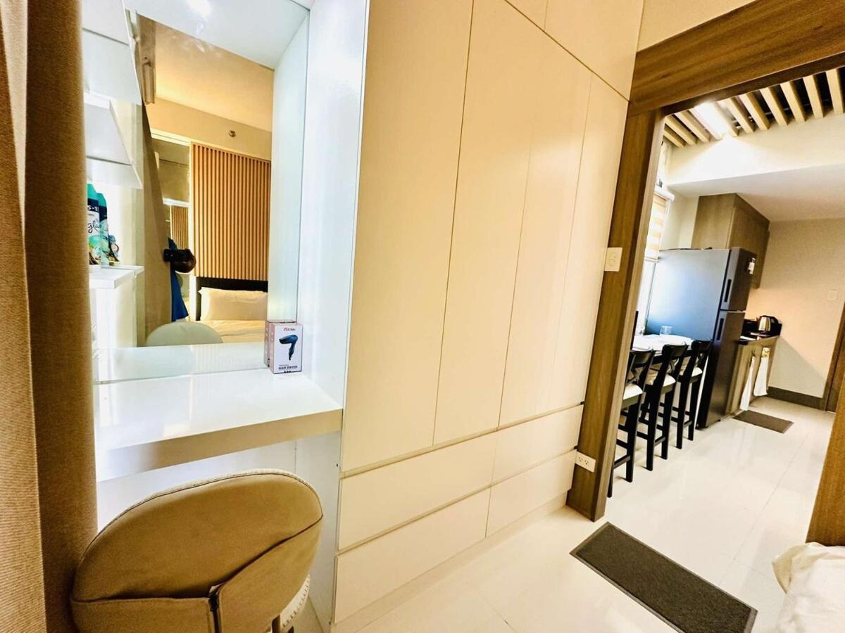 Apartment Royal Fame Residency Manila
