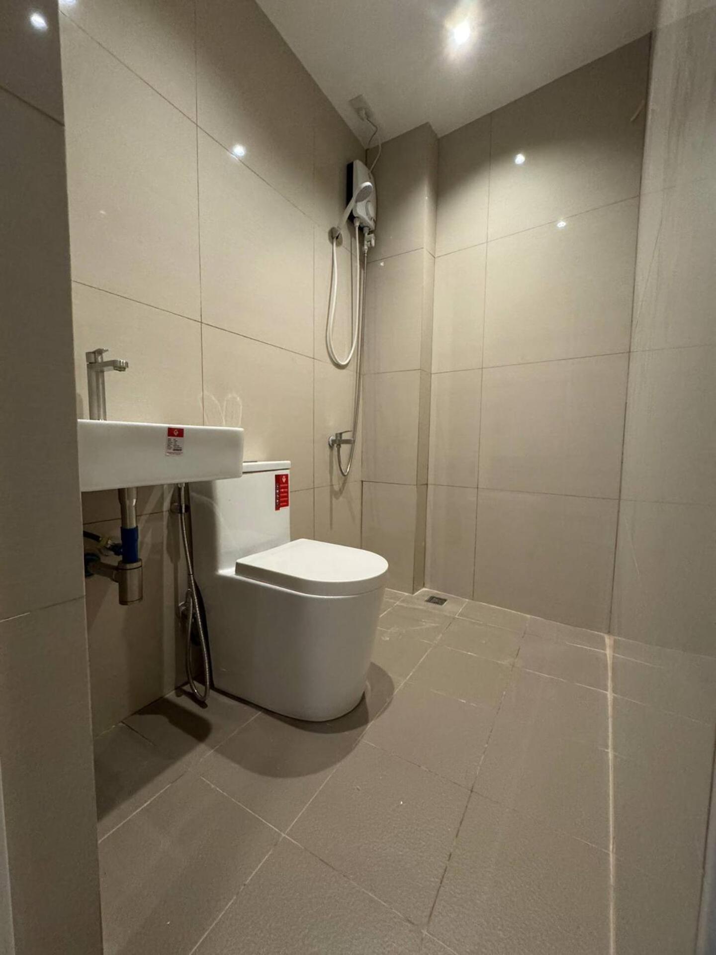 Apartment Santipha Residences Manila