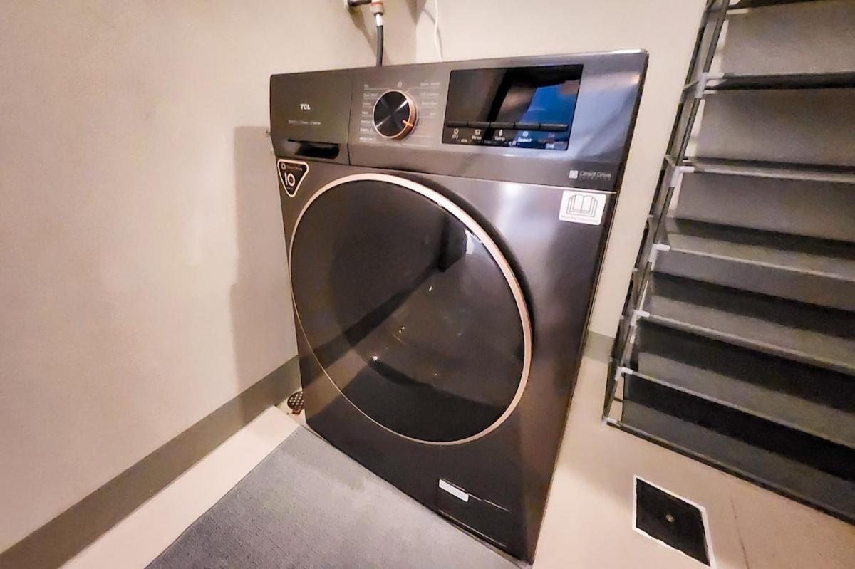 Travellers Haven 3br Bgc, Bathtub, Xbox, 200mbps *
