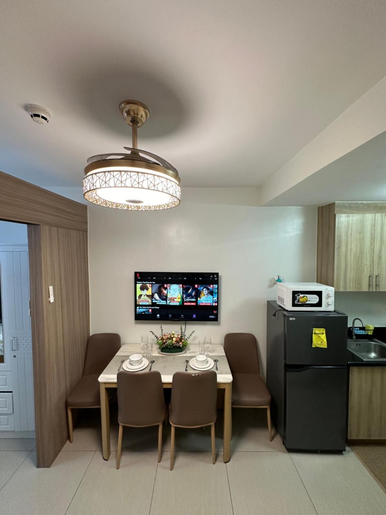 Mall Of Vermilion Grand Apartment Manila