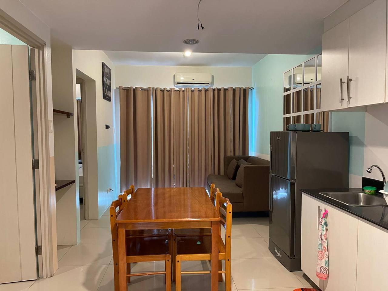 Premiere Haven At Sea Residences Condominium * Manila