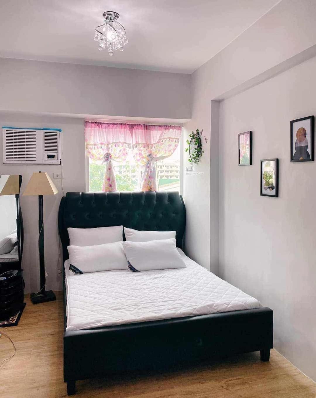 Urban Deca Homes Campville Apartment
