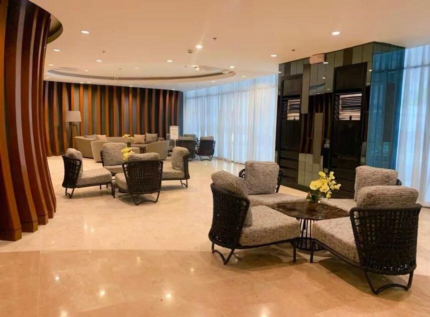 Shore 2 Residences Moa Naia Apartment *
