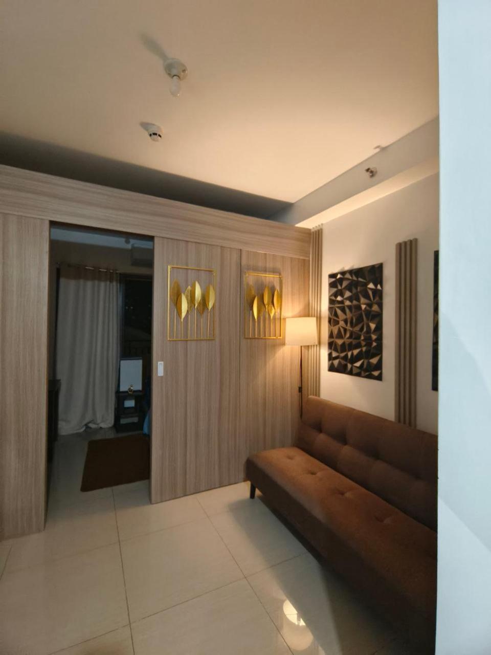 Aparthotel Couple Or Barkada Manila