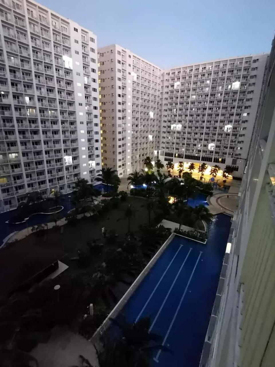 Aparthotel Shore Condotel Metro Staycation