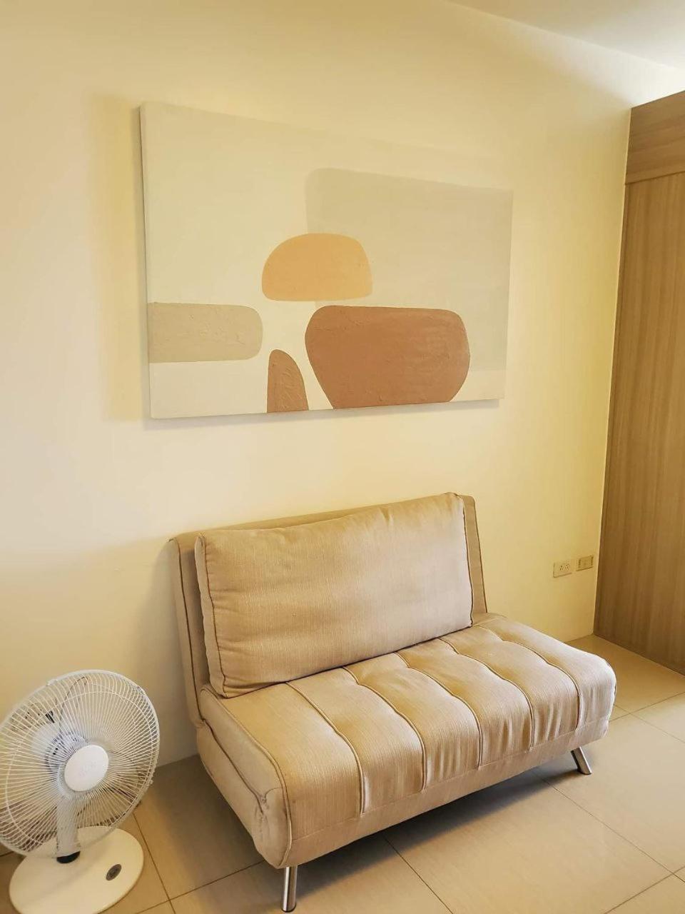 Barkada By Metro Staycation Aparthotel *