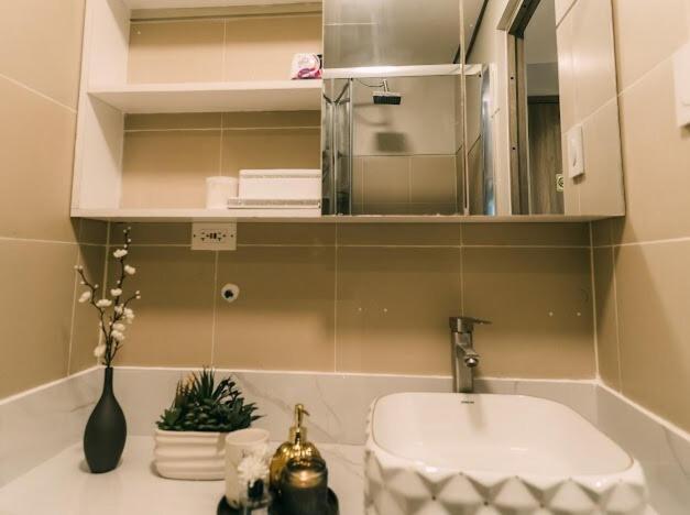 5-star Feel And Step In Luxury At Fame Residences