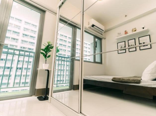 5-star Feel And Step In Luxury At Fame Residences Apartment *