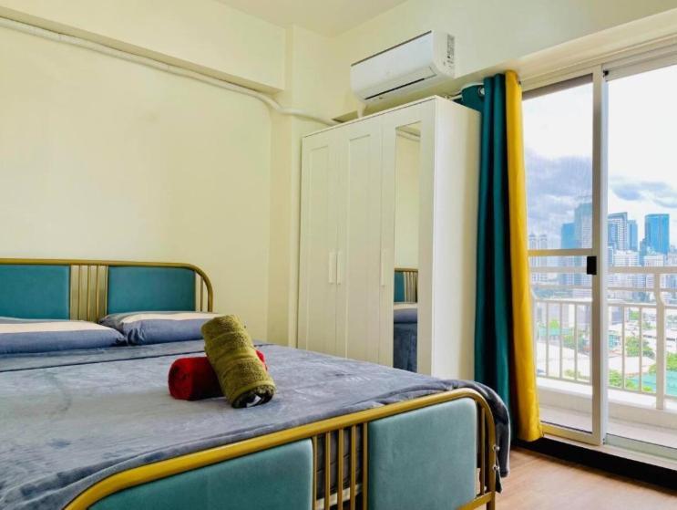 Vincondotel Near Bgc 2br Fairlane 921 Manila