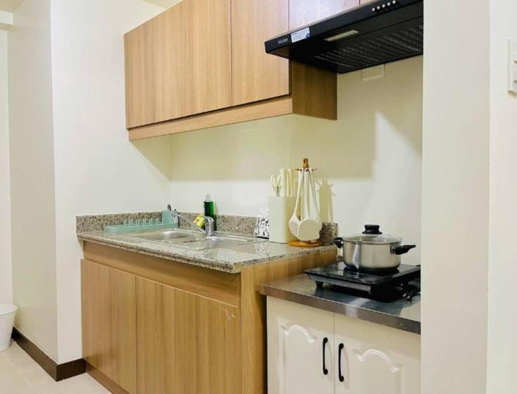 Vincondotel Near Bgc 2br Fairlane 921 *