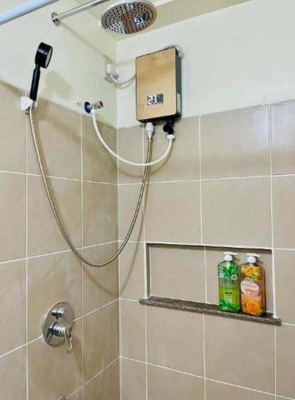 Vincondotel Near Bgc 2br Fairlane 921 Manila