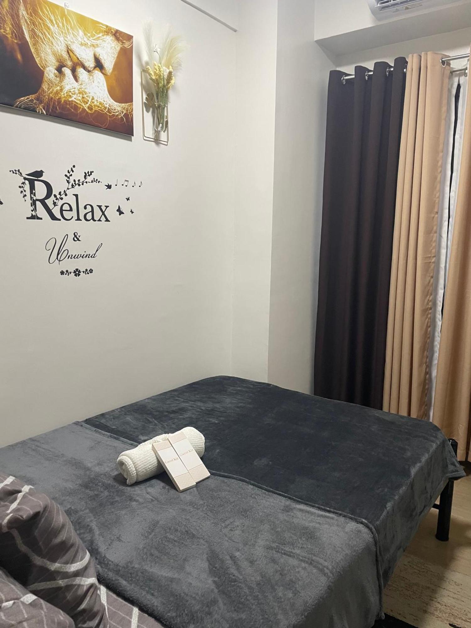 Apartment Paranaque Staycation At Spring Residences T3 U1231 *