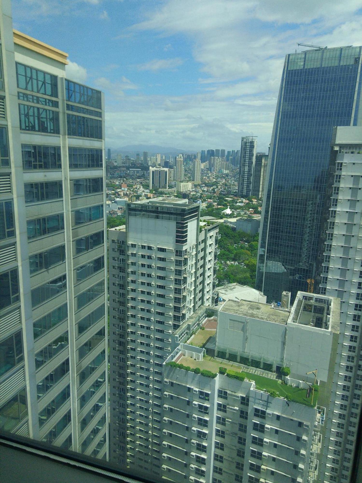 Alphaland Aparthotel Manila
