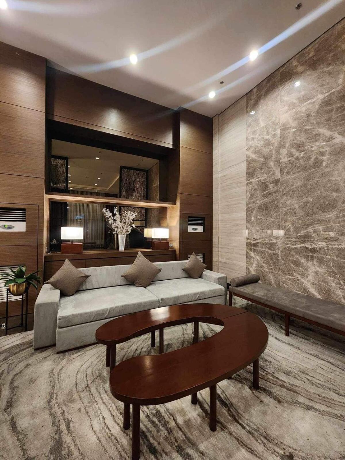 Apartment Modern Near Us Embassy *