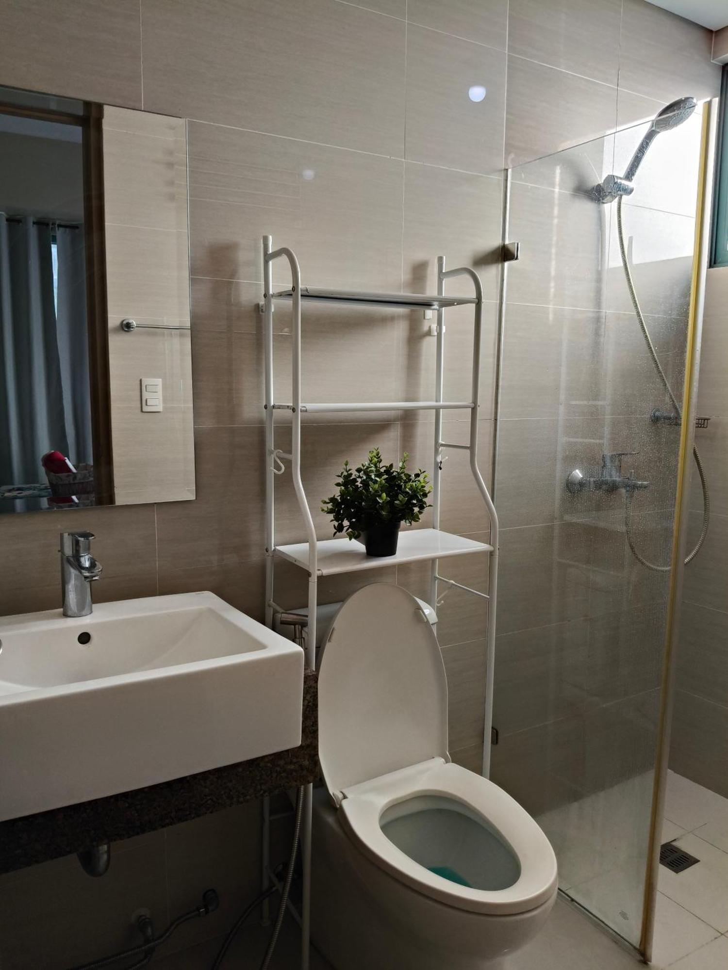 Condotel By Ldn Across Naia Terminal 3 *