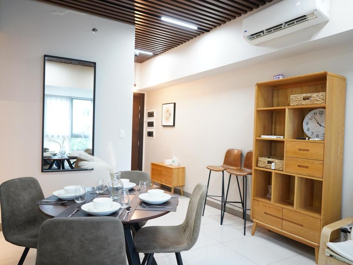 Luxury 2-bedroom At Bgc Uptown *