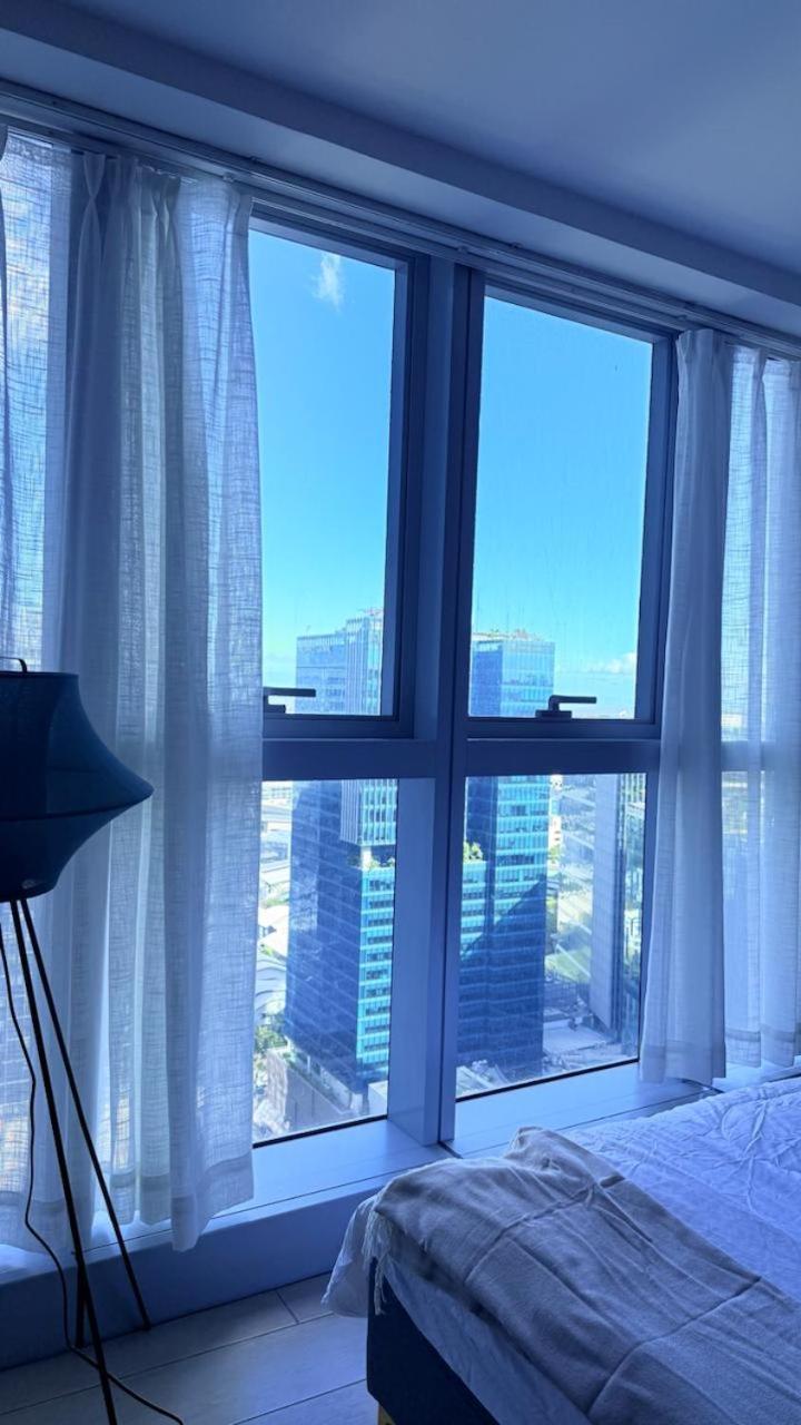 Uptown Parksuites Tower One - Bgc Taguig, Apartment Manila