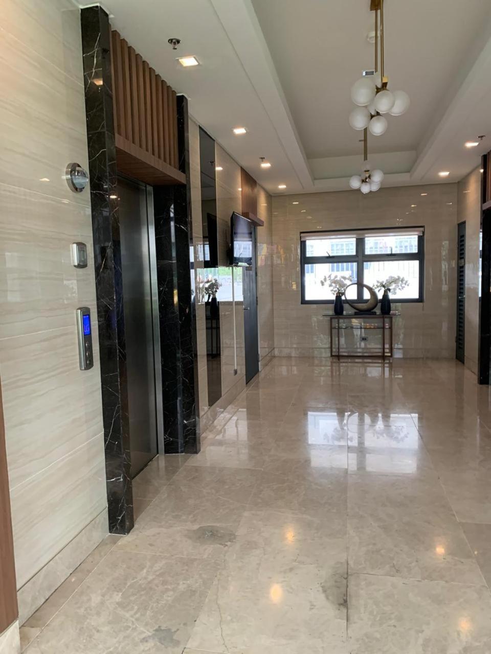 Apartment Paranaque Staycation At Spring Residences T3 U1231 Manila
