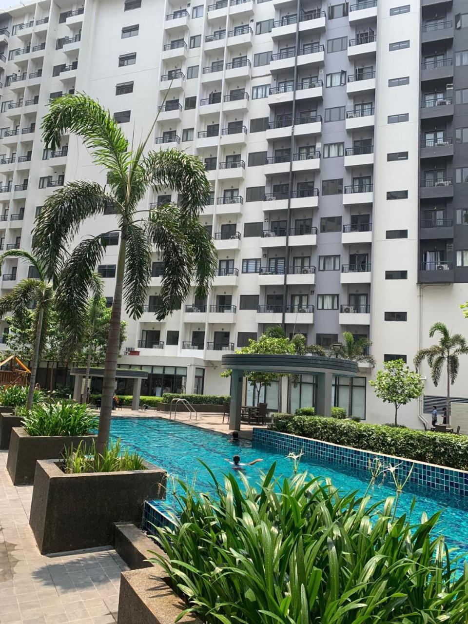 Apartment Paranaque Staycation At Spring Residences T3 U1231 *