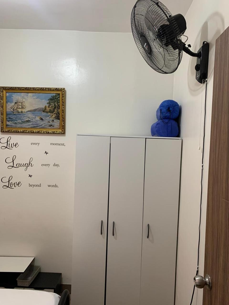 Apartment Paranaque Staycation At Spring Residences T3 U1231
