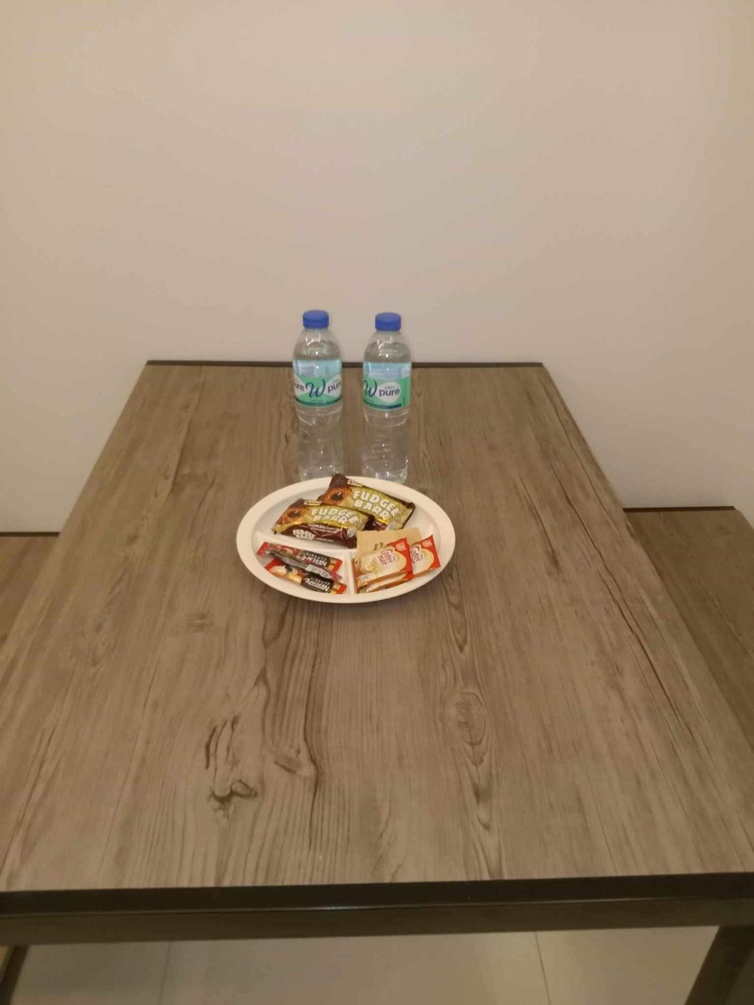 Homey 1bedroom Bgc - Minimum 2 Nights Apartment Manila