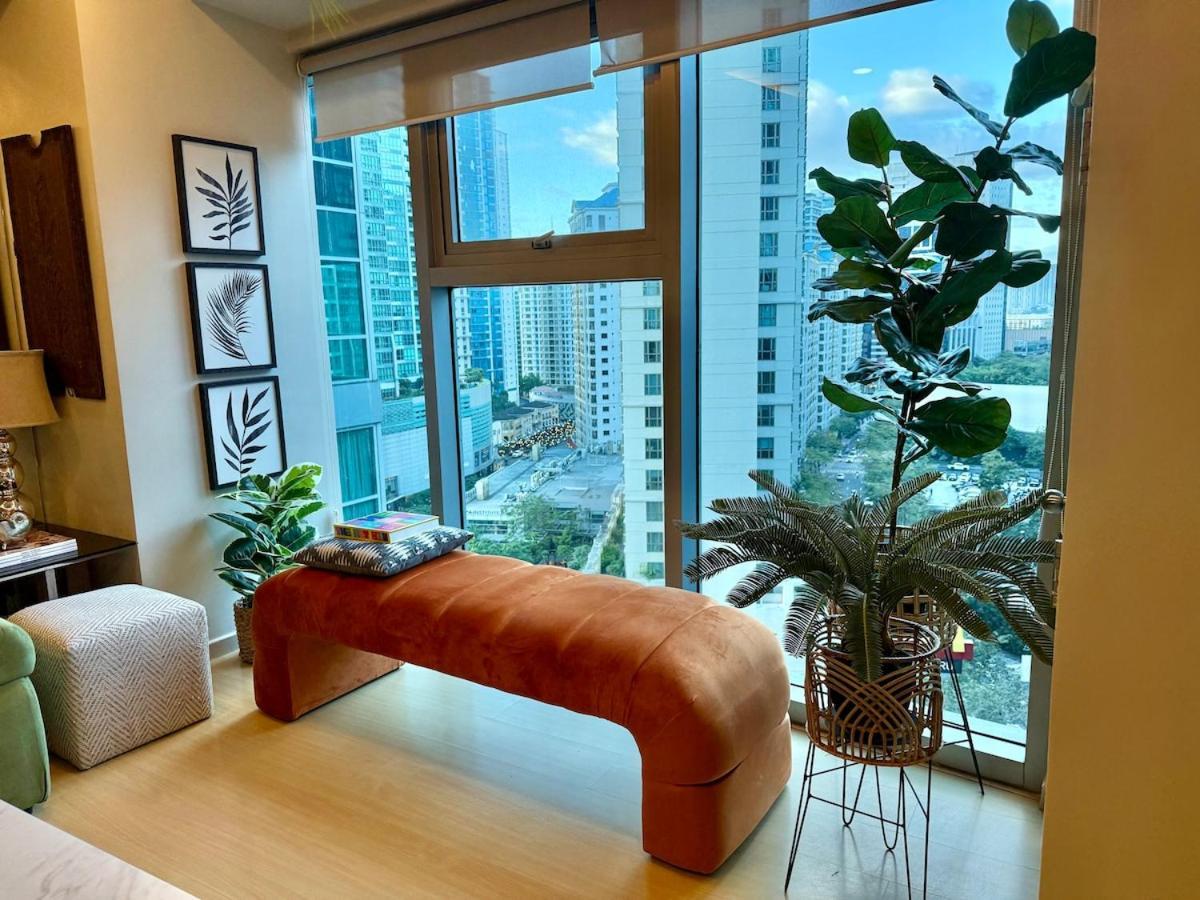 Apartment Palms Paradise With The View Of Bgc Netflix