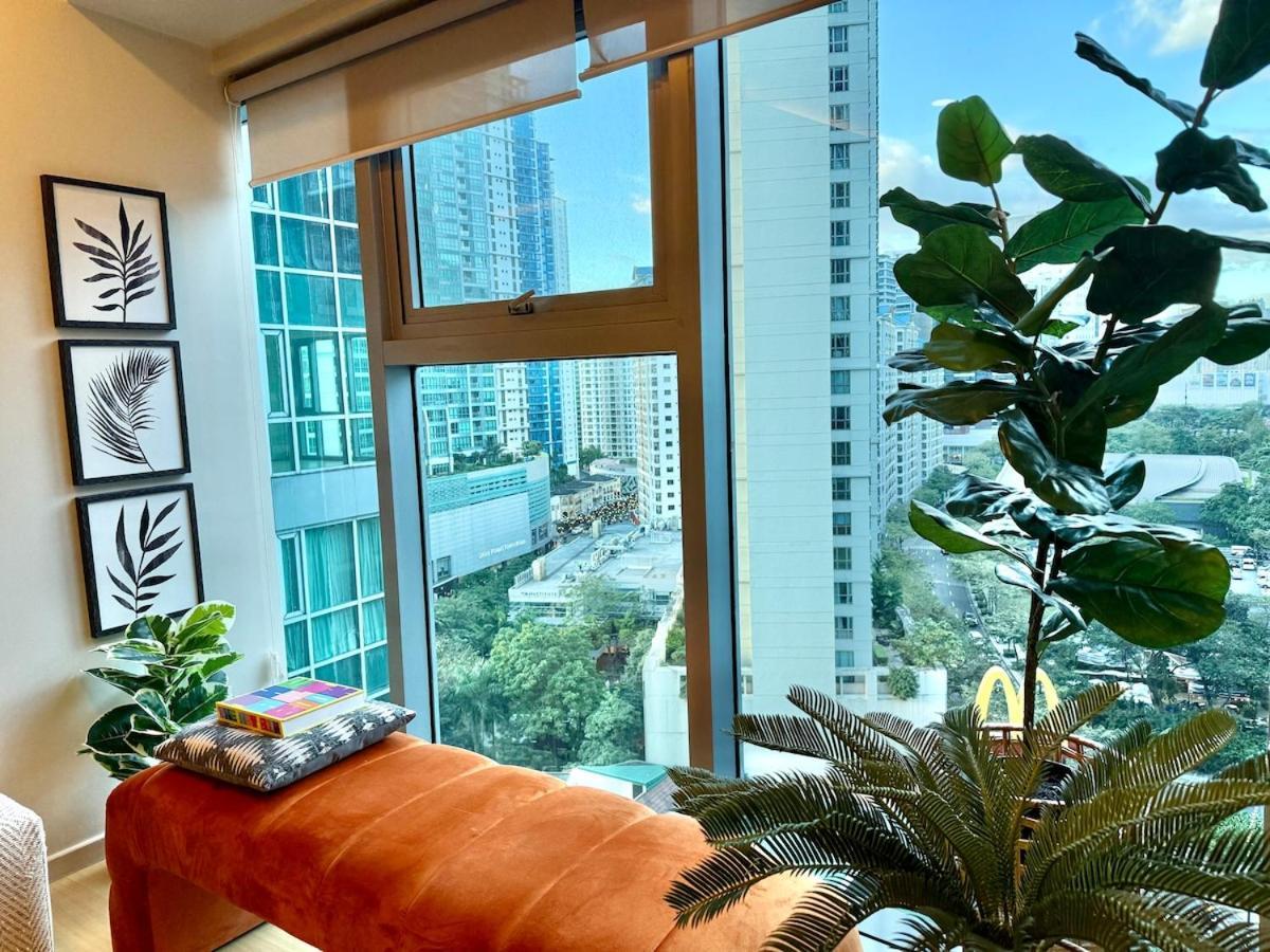 Apartment Palms Paradise With The View Of Bgc Netflix