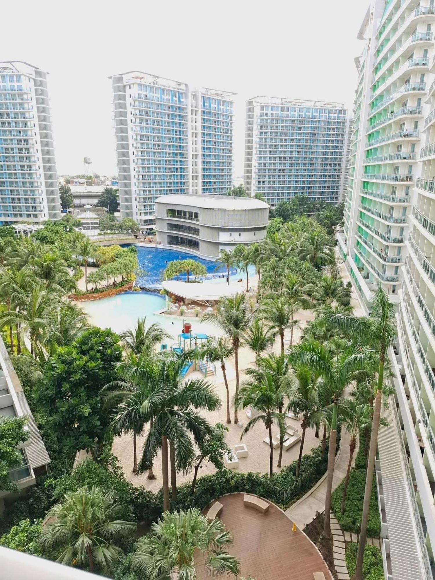 Azure Condotel And In The *
