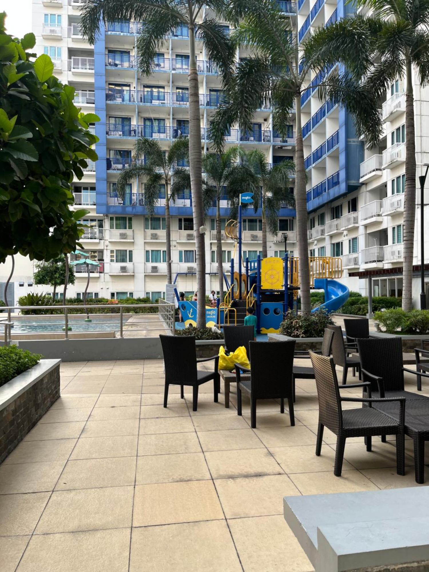 Easy Escape-staycation Apartment *