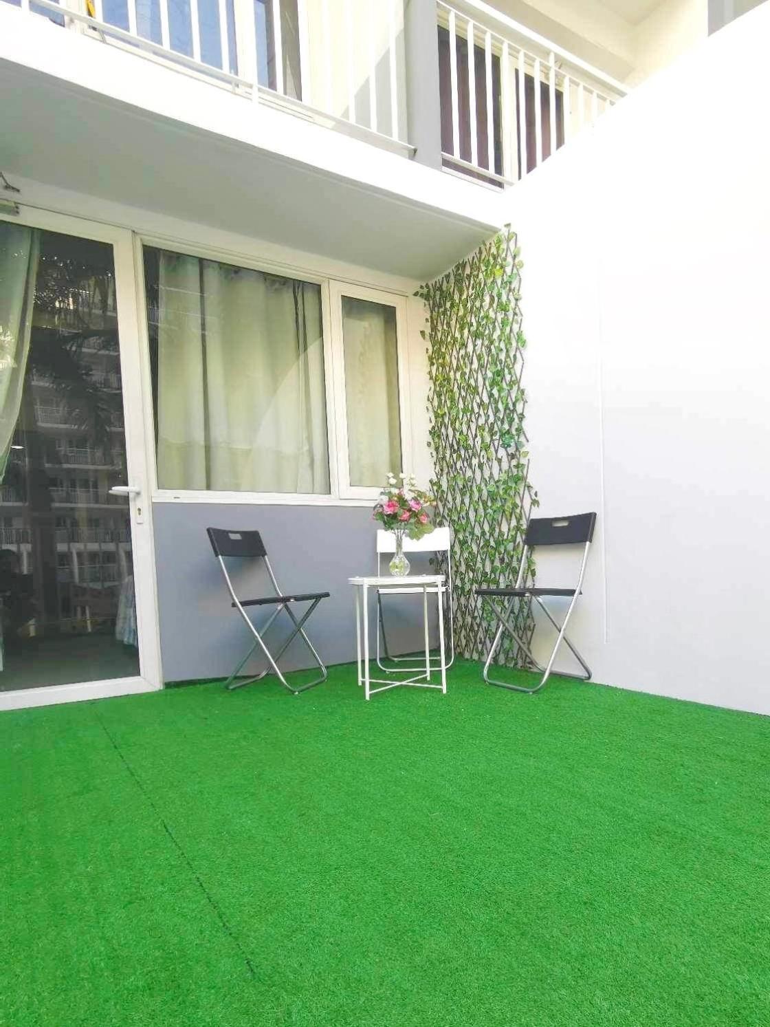 Moa Shell Residences - Big Balcony Facing Pool Apartment *
