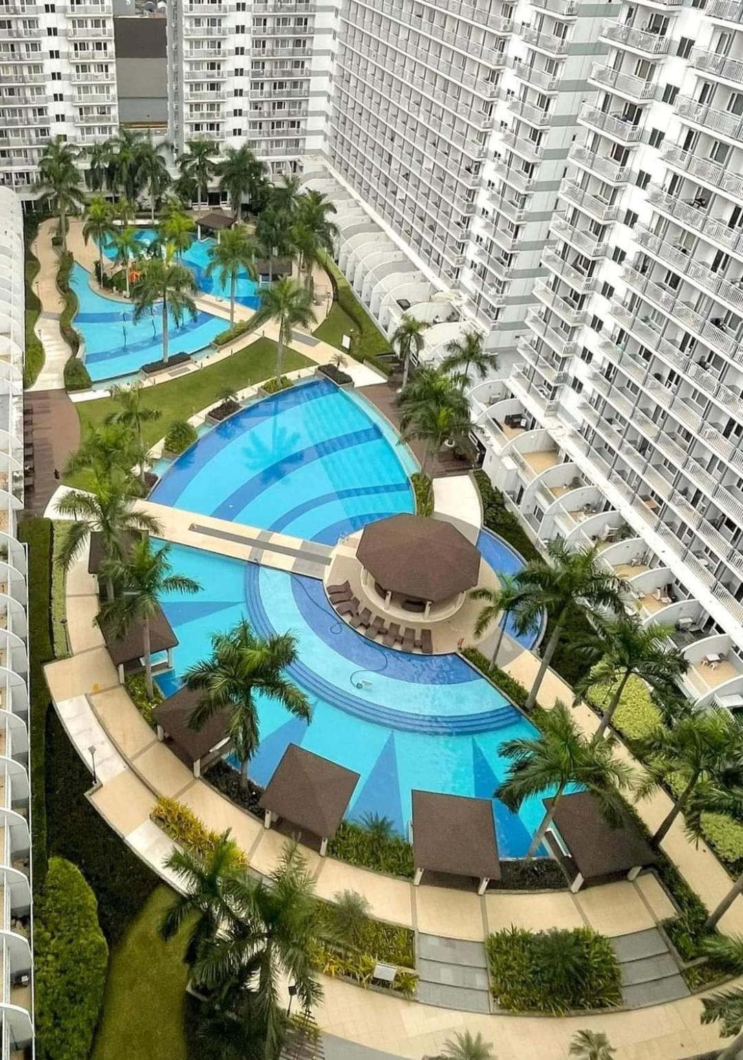 Moa Shell Residences - Big Balcony Facing Pool Manila