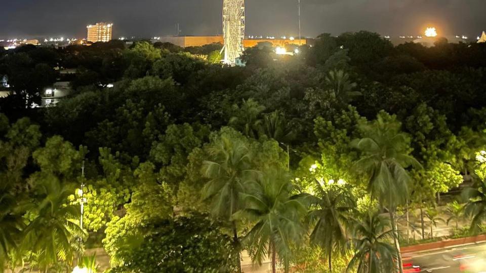 Aparthotel Affordable Condo-hotel 5 Mins Walk To Picc, Ccp, Starcity, World Trade Center Near Moa And Airport *