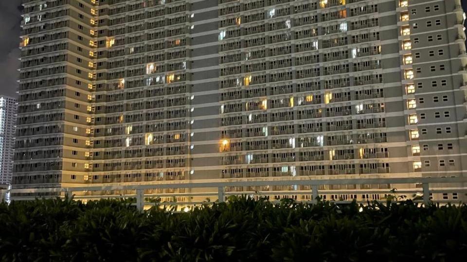 Affordable Condo-hotel 5 Mins Walk To Picc, Ccp, Starcity, World Trade Center Near Moa And Airport Aparthotel *