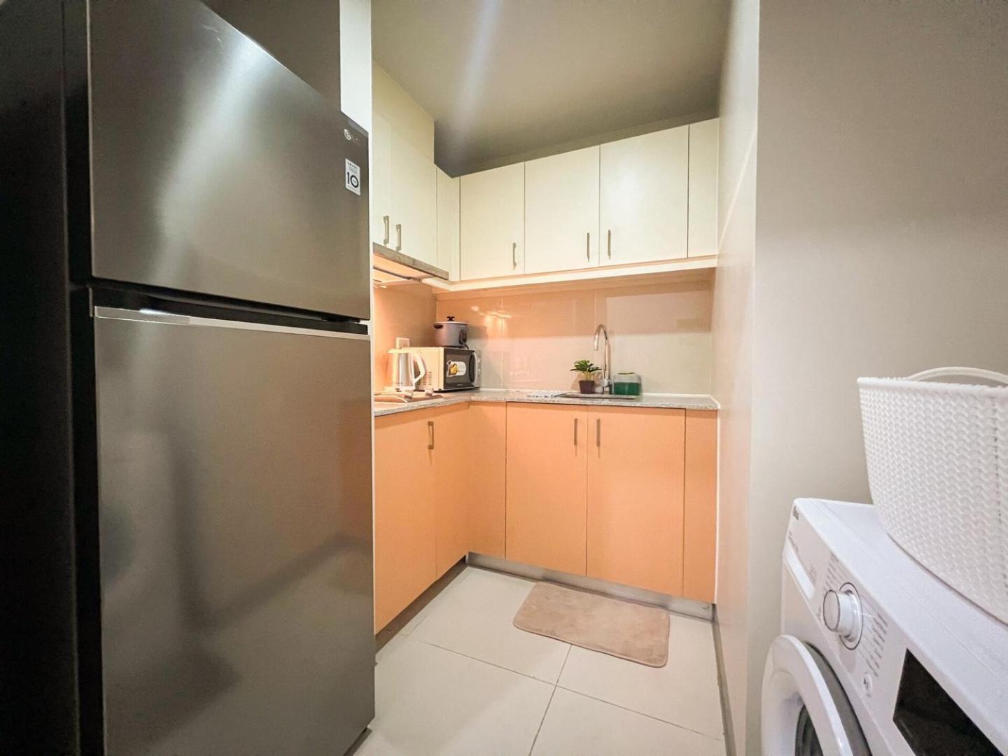 Luxury Bgc Near Uptown,grand Hyatt #upt219k Holiday home