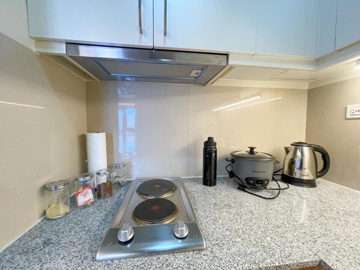 Apartment 1br Executive Beside Okada & Solaire - 4pax Manila