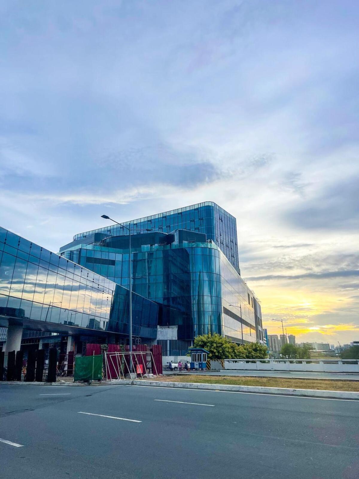 1br Executive Beside Okada & Solaire - 4pax *