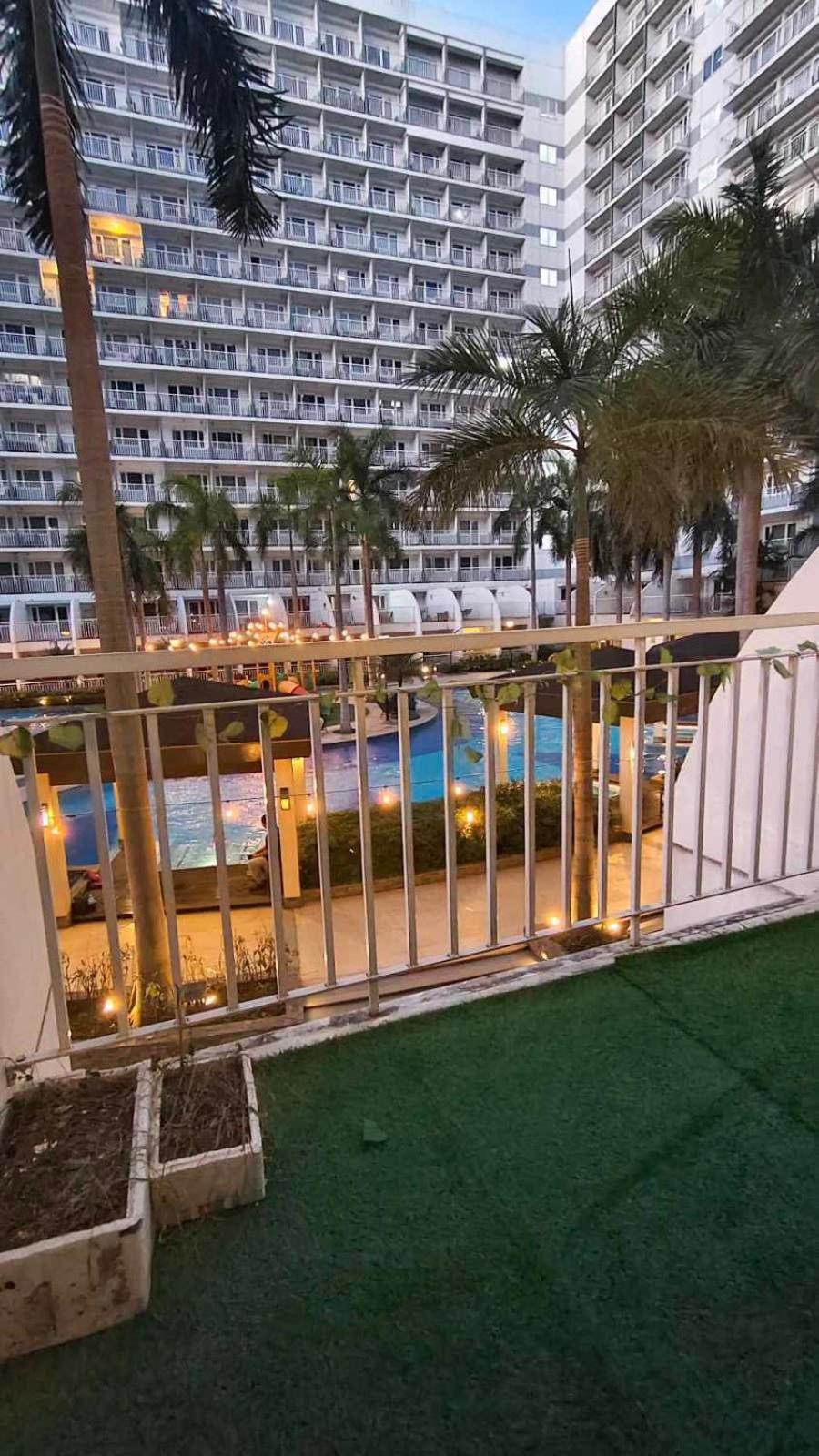 Unit 232d Pool View With Big Balcony * Manila