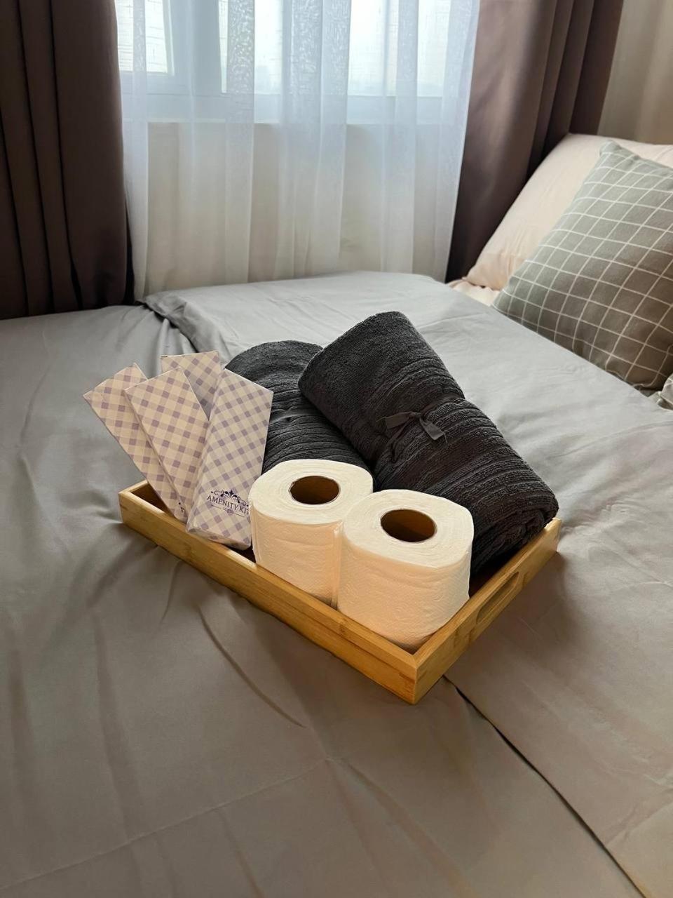Field Residences - 2br In Paranaque Near Naia Airport Aparthotel Paranaque City