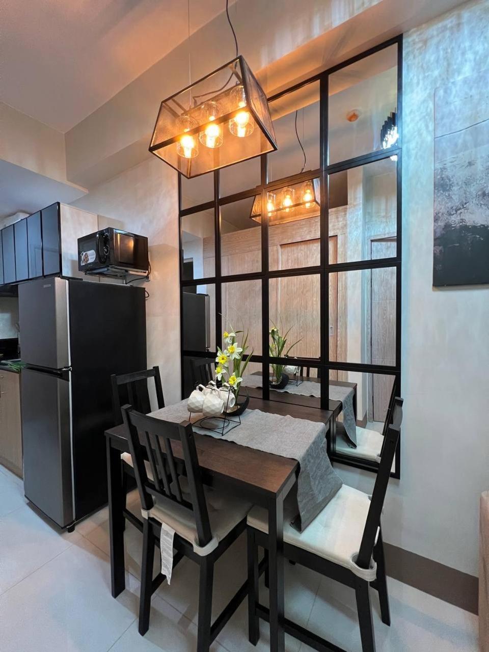 Field Residences - 2br In Paranaque Near Naia Airport Aparthotel
