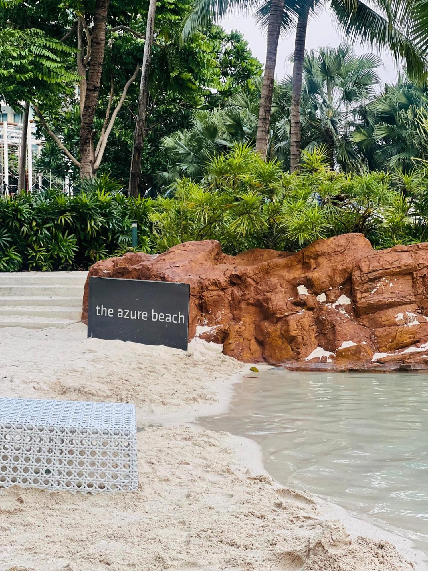 The Bahamas And Maldives At Azure Residences Near Airport * Manila